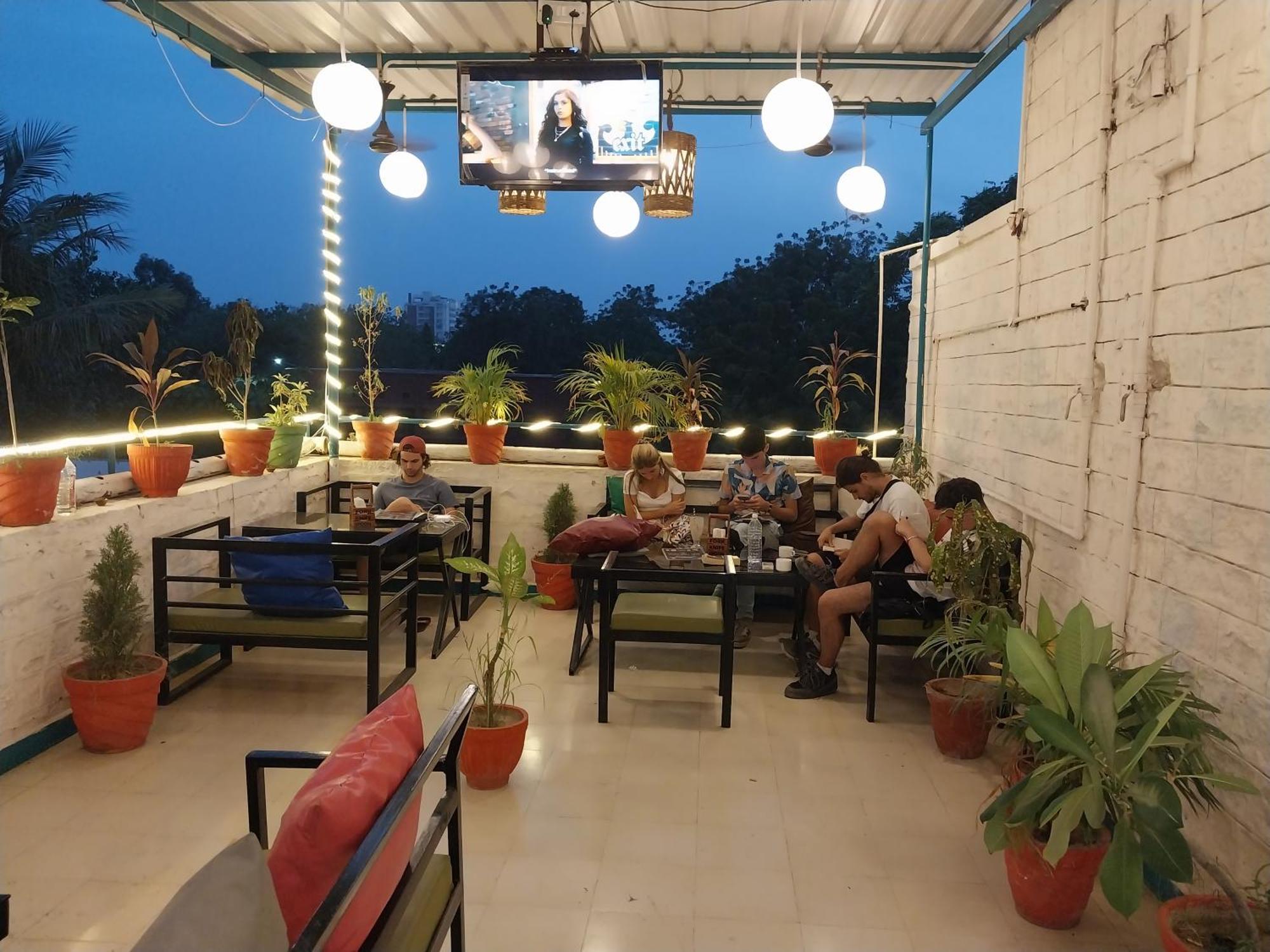 Blue Town Hostel & Cafe จ๊อดปูร์ ภายนอก รูปภาพ